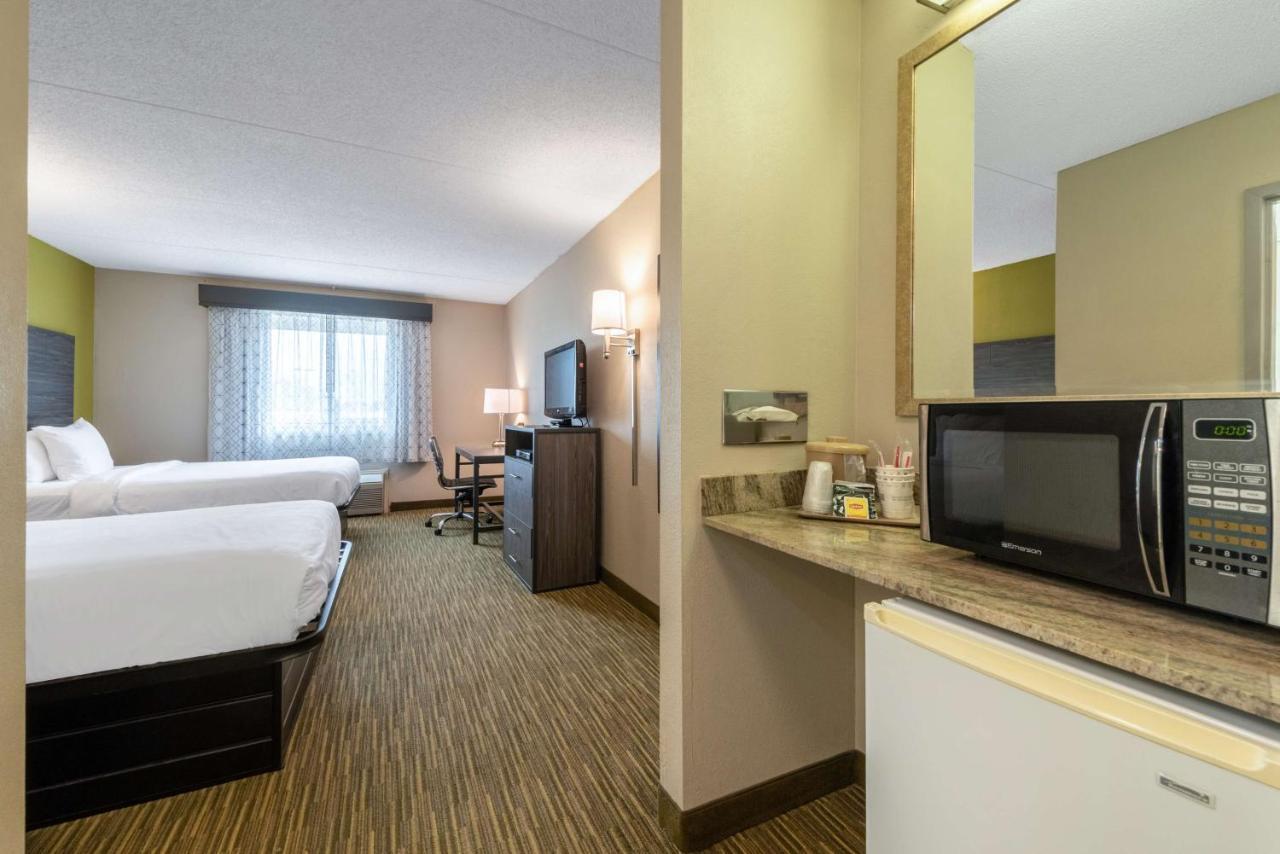 Surestay Plus Hotel By Best Western Mcguire Afb Jackson Cookstown Exterior photo