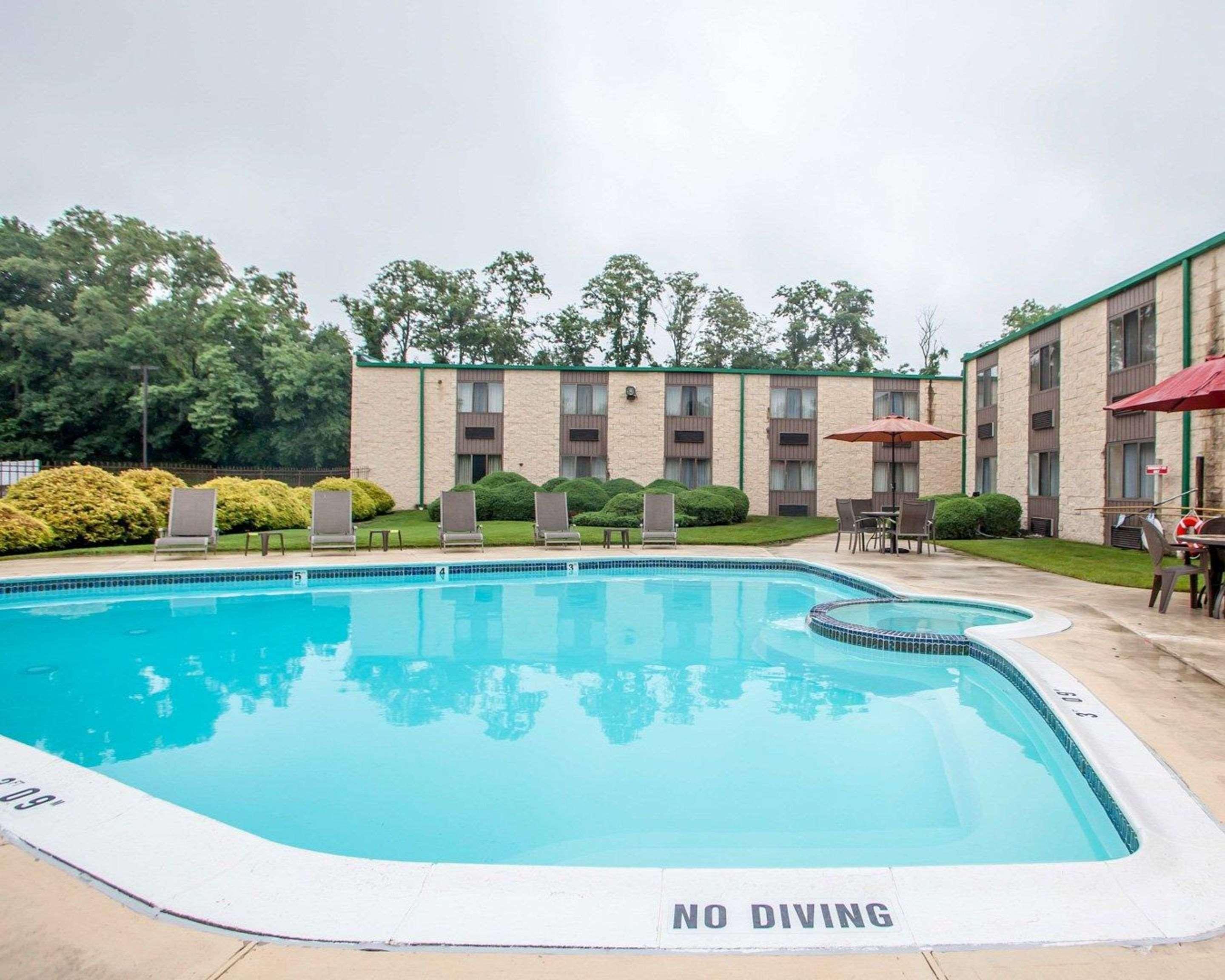 Surestay Plus Hotel By Best Western Mcguire Afb Jackson Cookstown Exterior photo